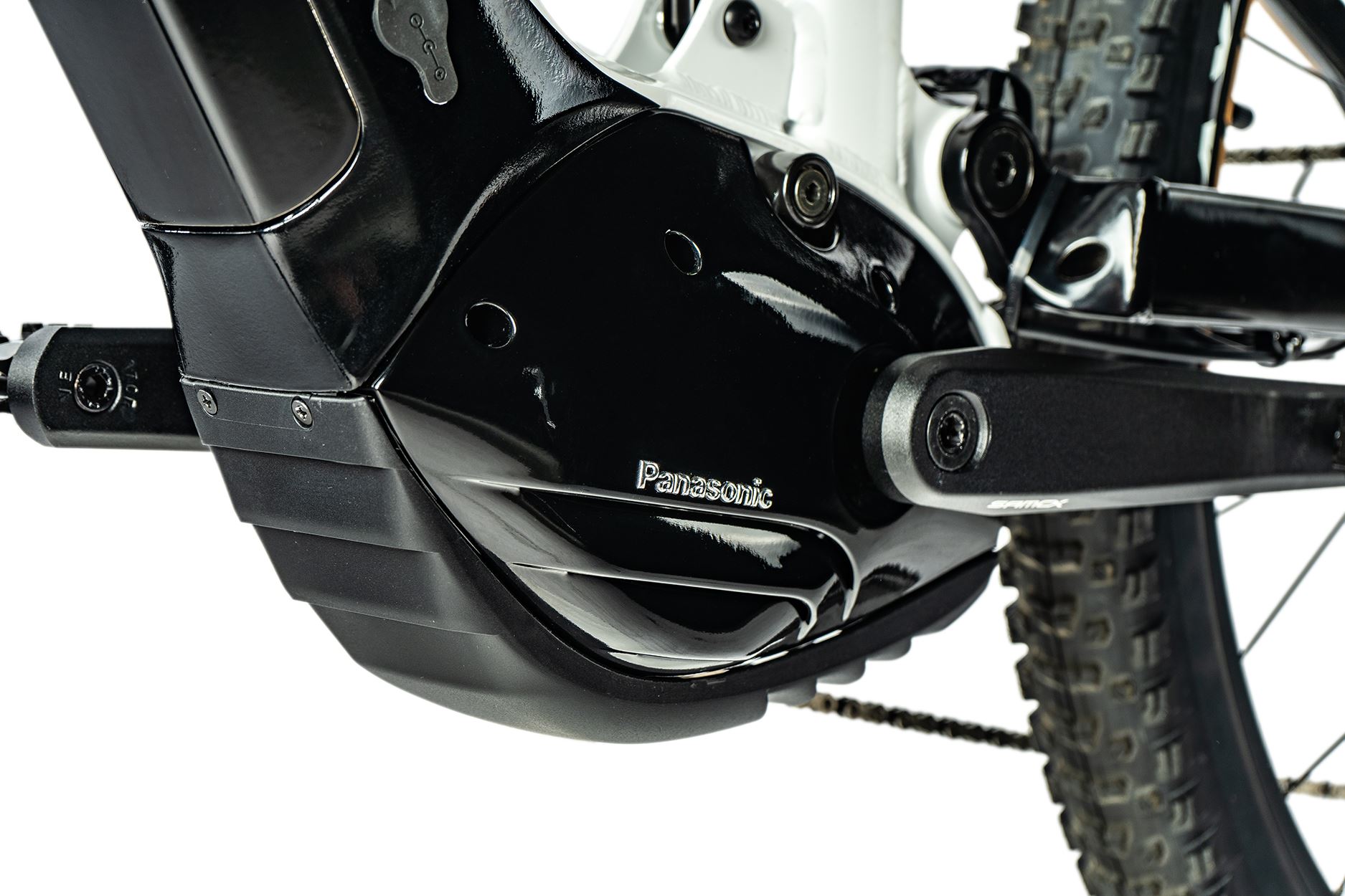 Elektrokolo 27,5" Leader Fox ARRAN 2023, Panasonic GX, 20Ah, white/black, vel.19,5" -AKCE!