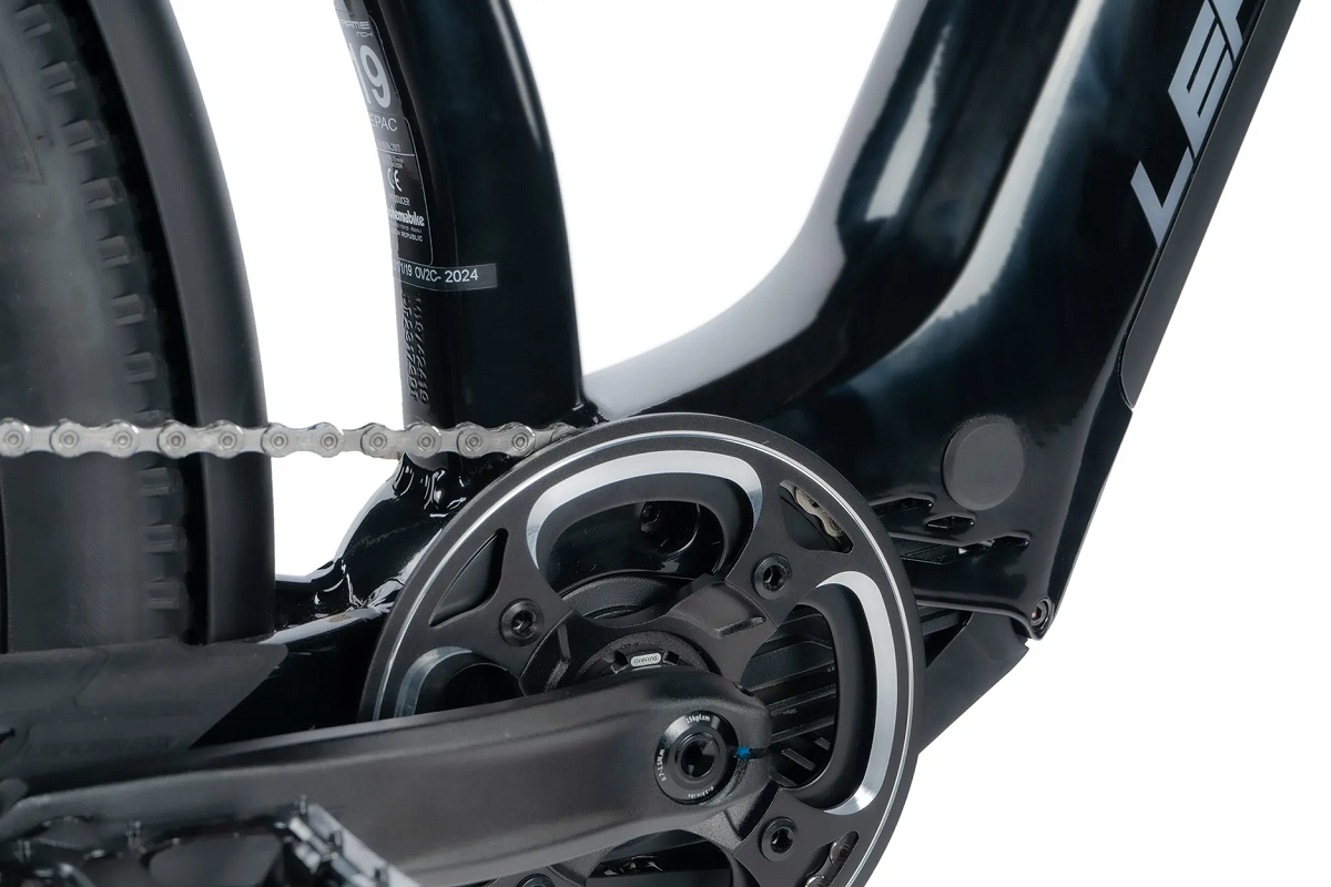 Elektrokolo 28" Leader Fox BEND pánské 2024 23,2Ah M510 black, vel.19" -AKCE!