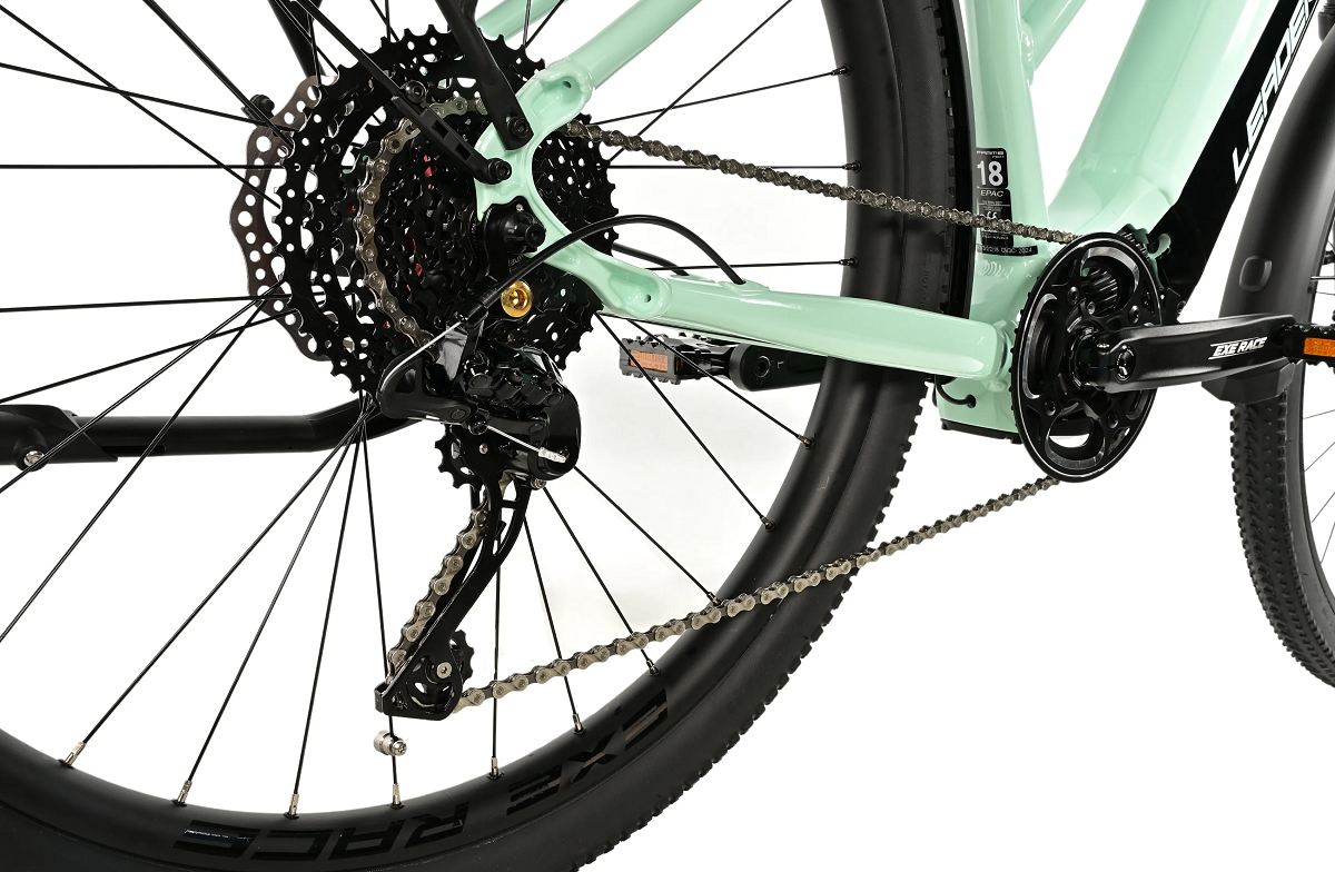 Elektrokolo 28" Leader Fox BARNET pánské 2025, 20Ah M510 šedá vel.20,5"-AKCE!